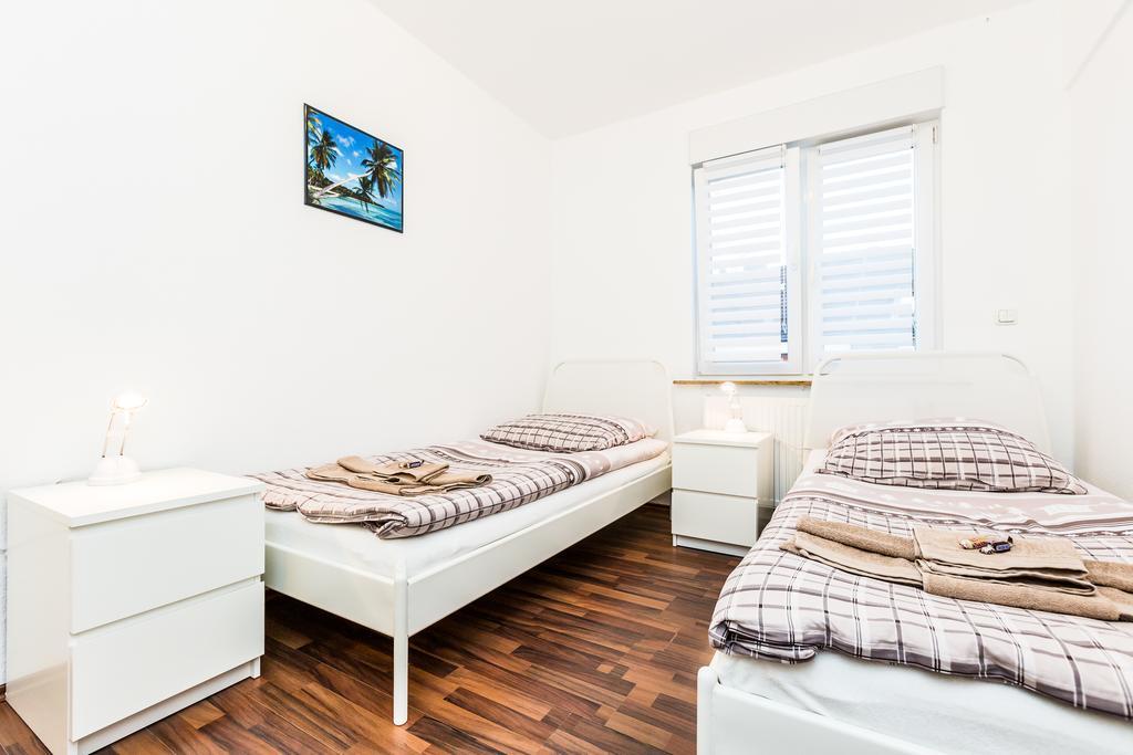 Ferienwohnung Koeln Stammheim Δωμάτιο φωτογραφία